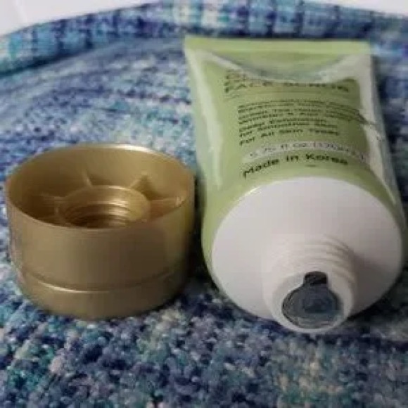 Precision Beauty Exfoliating Face Scrub Coffee 8oz - Picture 4 of 5